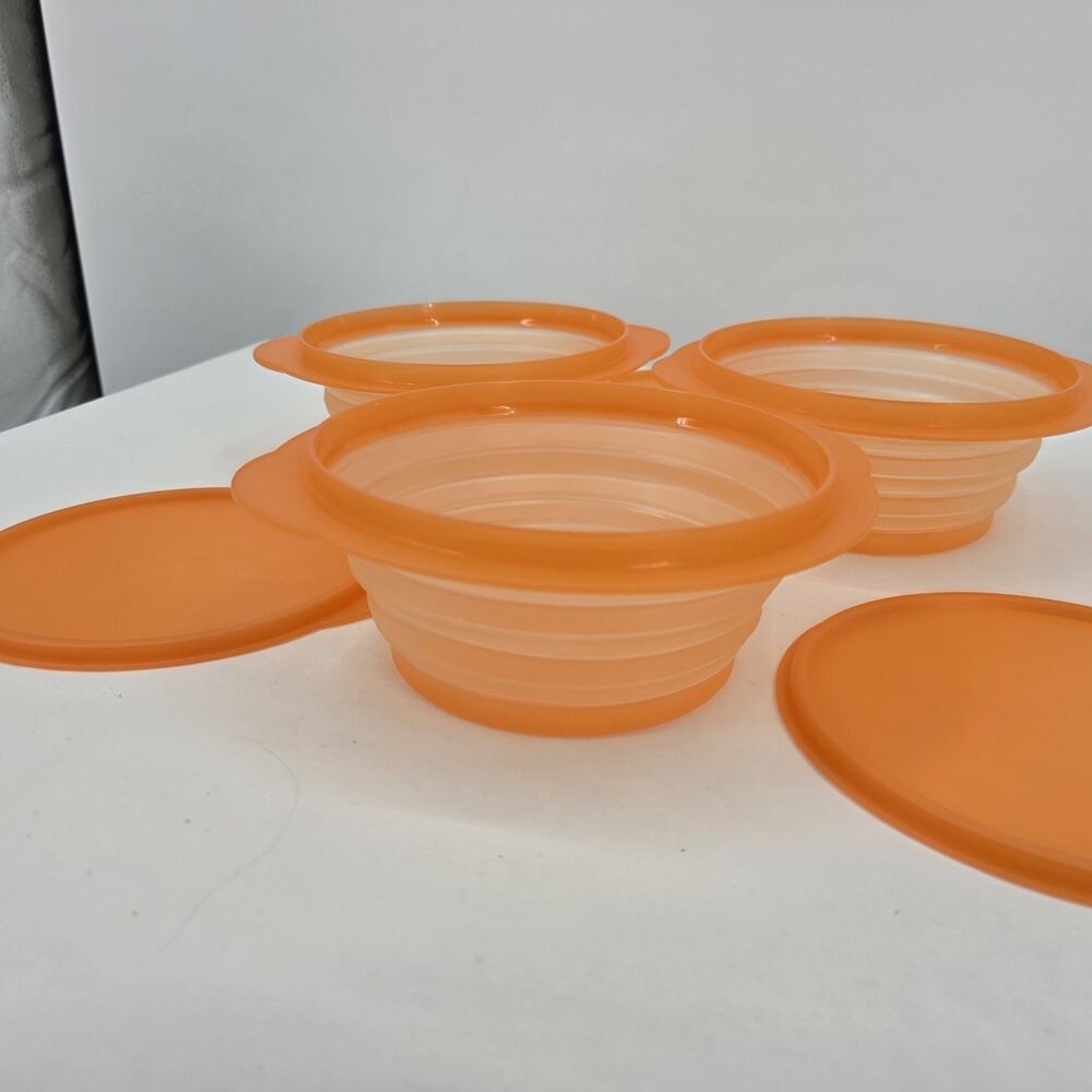 Tupperware 5453 Orange Collapsible Bowl 4 Cups Hiking Travel Dog Bowl Lot of 3